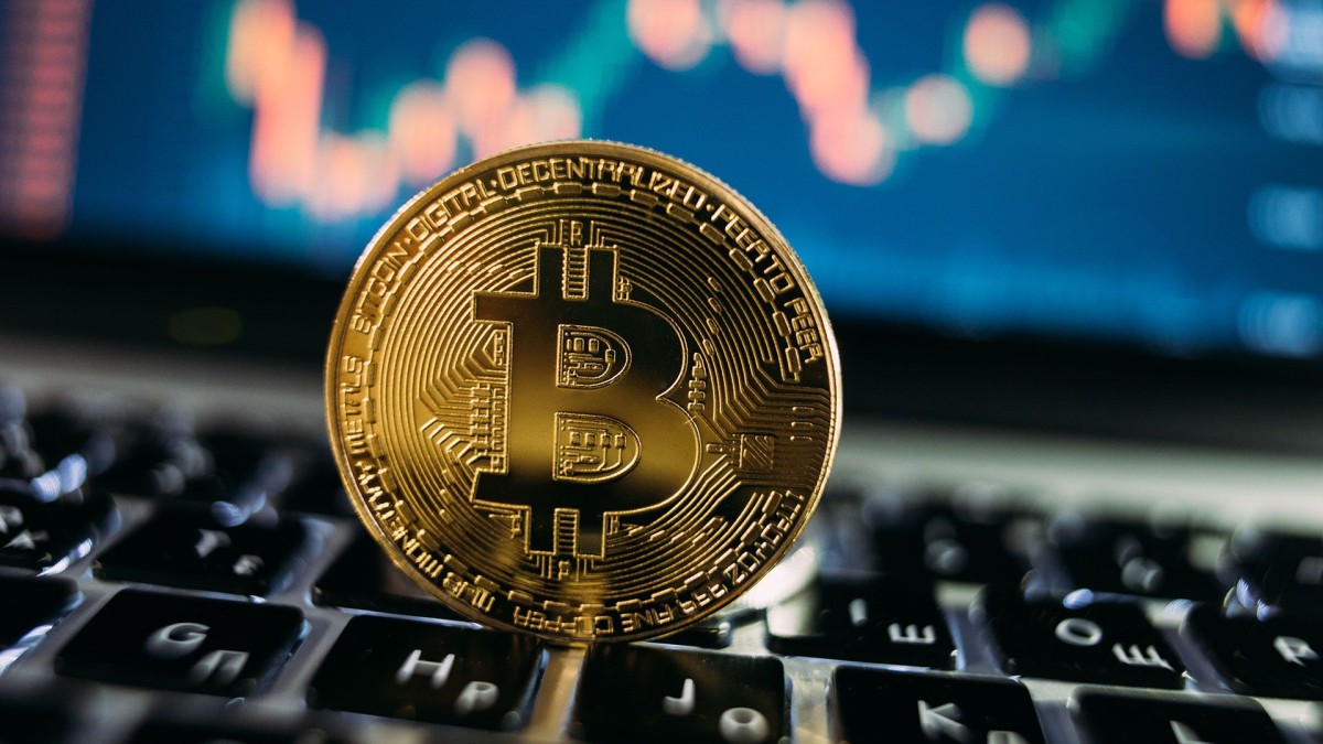 Bitcoin reward offered to anyone who could break into an unpatched server running PHP, hacker cracks site and claims bounty