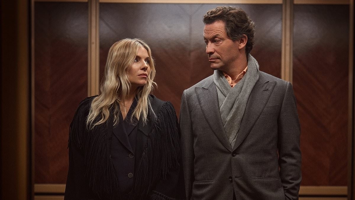 This red-blooded, rip-roaring battle of the sexes packs a delicious punch! CHRISTOPHER STEVENS gives Sienna Miller and Dominic West's War four stars