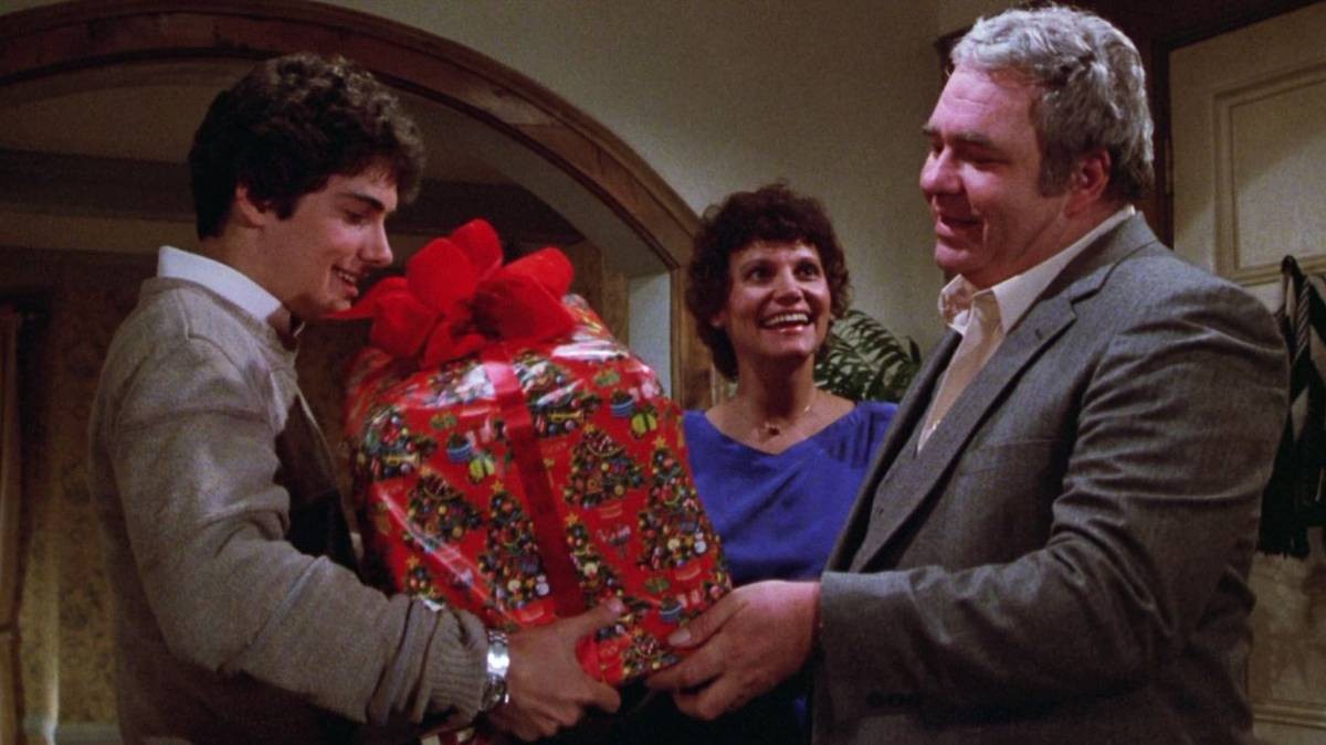 An '80s Cult Horror-Comedy Becomes a Global Streaming Hit on HBO Max