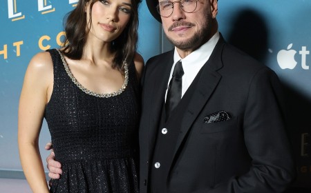John Travolta’s Daughter Ella Bleu Makes Paris Fashion Week Debut