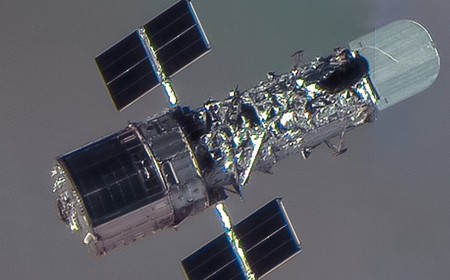 Once again, NASA is asking for ideas to rescue Hubble from certain death