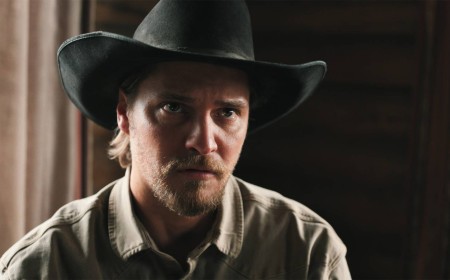Yellowstone Star's Return In Taylor Sheridan Spinoff Gets Cautious Update From Luke Grimes