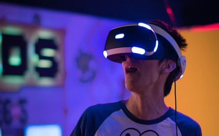 Sony's VR patents are reportedly going to Meta, which isn't a good sign for PSVR 3