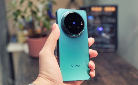The Vivo X Fold 6 is the iPhone Duo dialed up to 11 — I'm obsessed