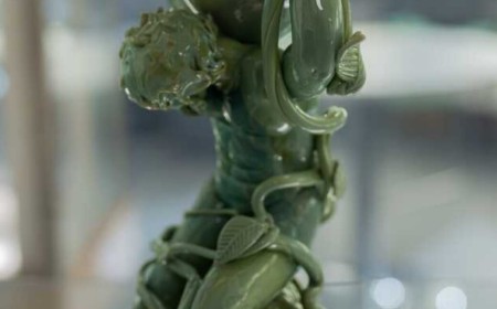 Sculpture recreates odd optical effects of famed Lycurgus Cup