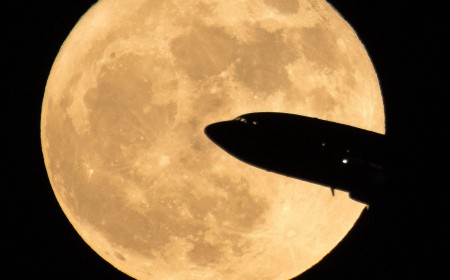 November 2026 Skywatching Guide: Meteors, Planets, Stars and a Full Moon