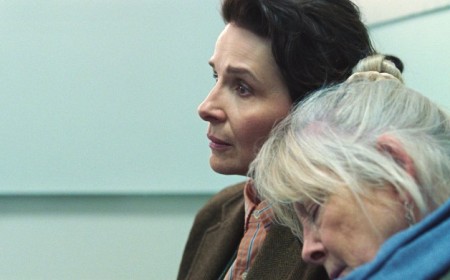 ‘Queen at Sea’ Review: Juliette Binoche Guides Director Lance Hammer Back to Screens with a Searing Film About Dementia and Consent
