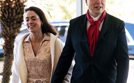 Elon Musk's Ex Shivon Zilis Reveals Breakup Came With "No Warning"