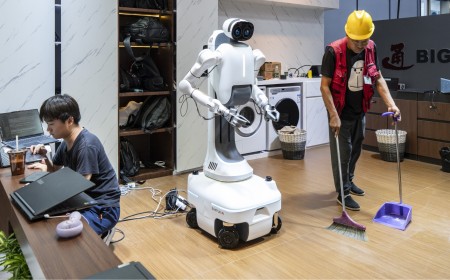 AI lab offers free plumbing and HVAC repairs across three cities to train AI robots