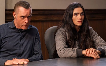 Chicago PD Season 14 Finds Intelligence Under Siege For The End Of An Era | Review