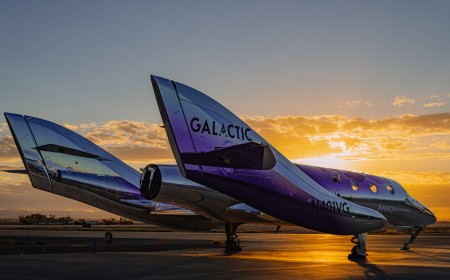 The last, best hope for space tourism just rolled onto a runway in Arizona