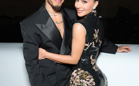 Lewis Hamilton Reveals Golden Gift He Got for Kim Kardashian's 4 Kids