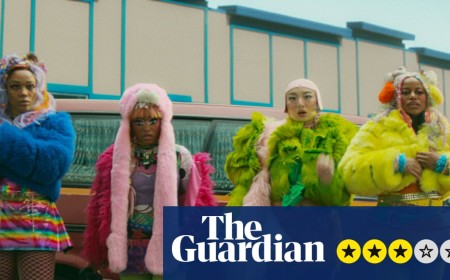 I Love Boosters review – supercool outlaw women go shoplifting in Boots Riley’s frantic and funny caper