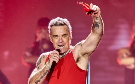 Robbie Williams 'tipped for New Year's Honour after being cleared over controversial tax row'
