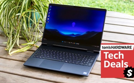 Best Buy has slashed $950 off this gorgeous Alienware 16X Aurora gaming laptop with OLED display