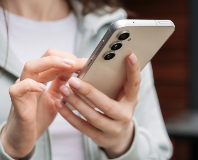 This Samsung Galaxy feature can protect you from untrustworthy apps