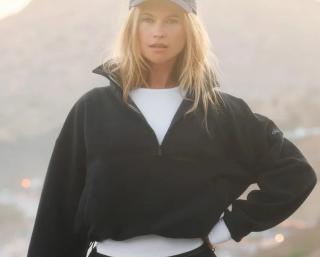 Alo's Early Black Friday Sale Is On – Save 30% on Fall Workout Gear