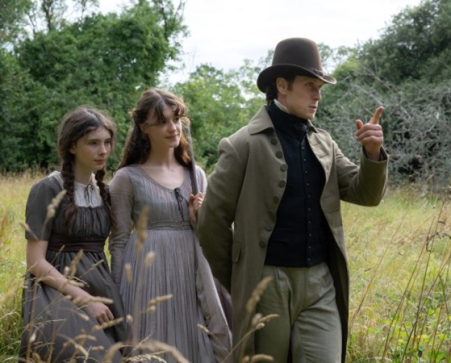 The Costumes of ‘Sense and Sensibility’ Are a Love Letter to Stealing Your Sister’s Clothes